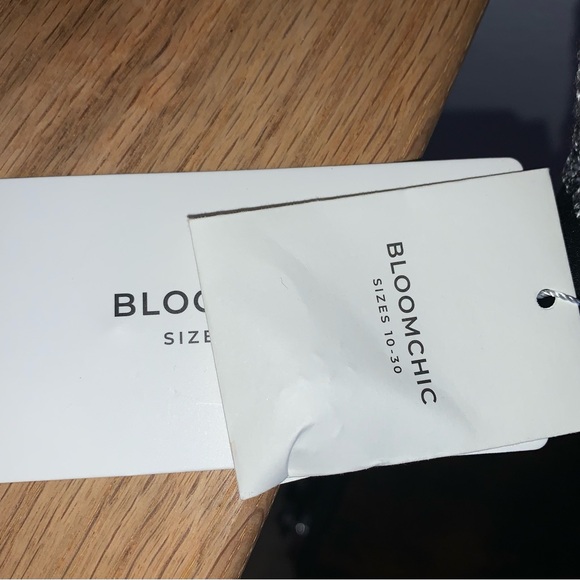 BloomChic Black and White Tweed Blazer - Picture 5 of 5